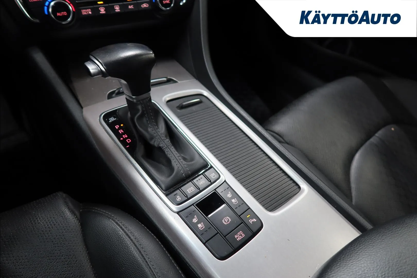 Kia Optima EUN-421 carousel image