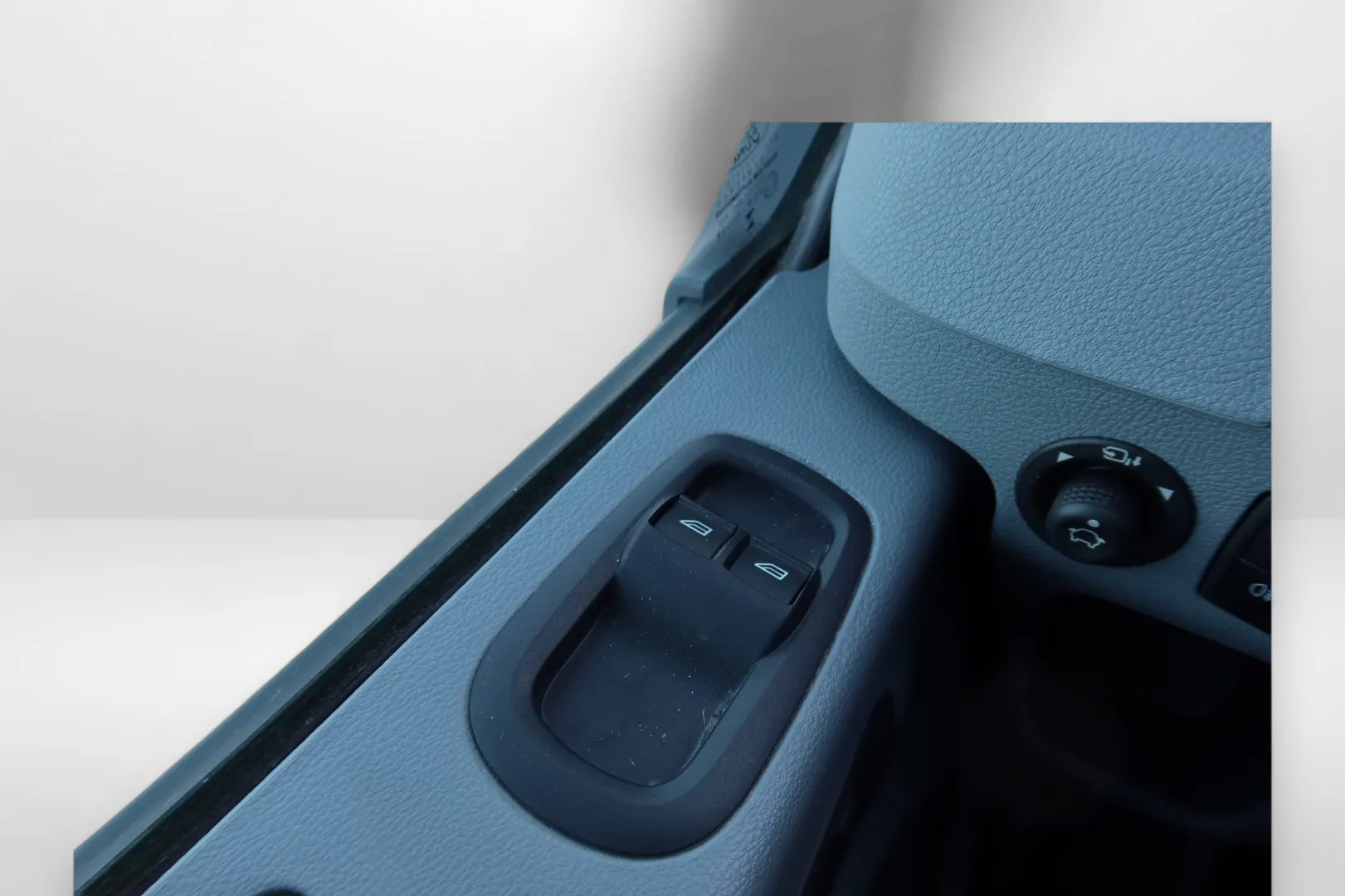 Ford Transit RTL-782 carousel image