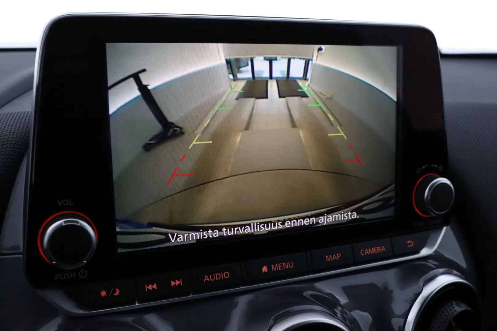 NISSAN Juke OZZ-675 carousel image