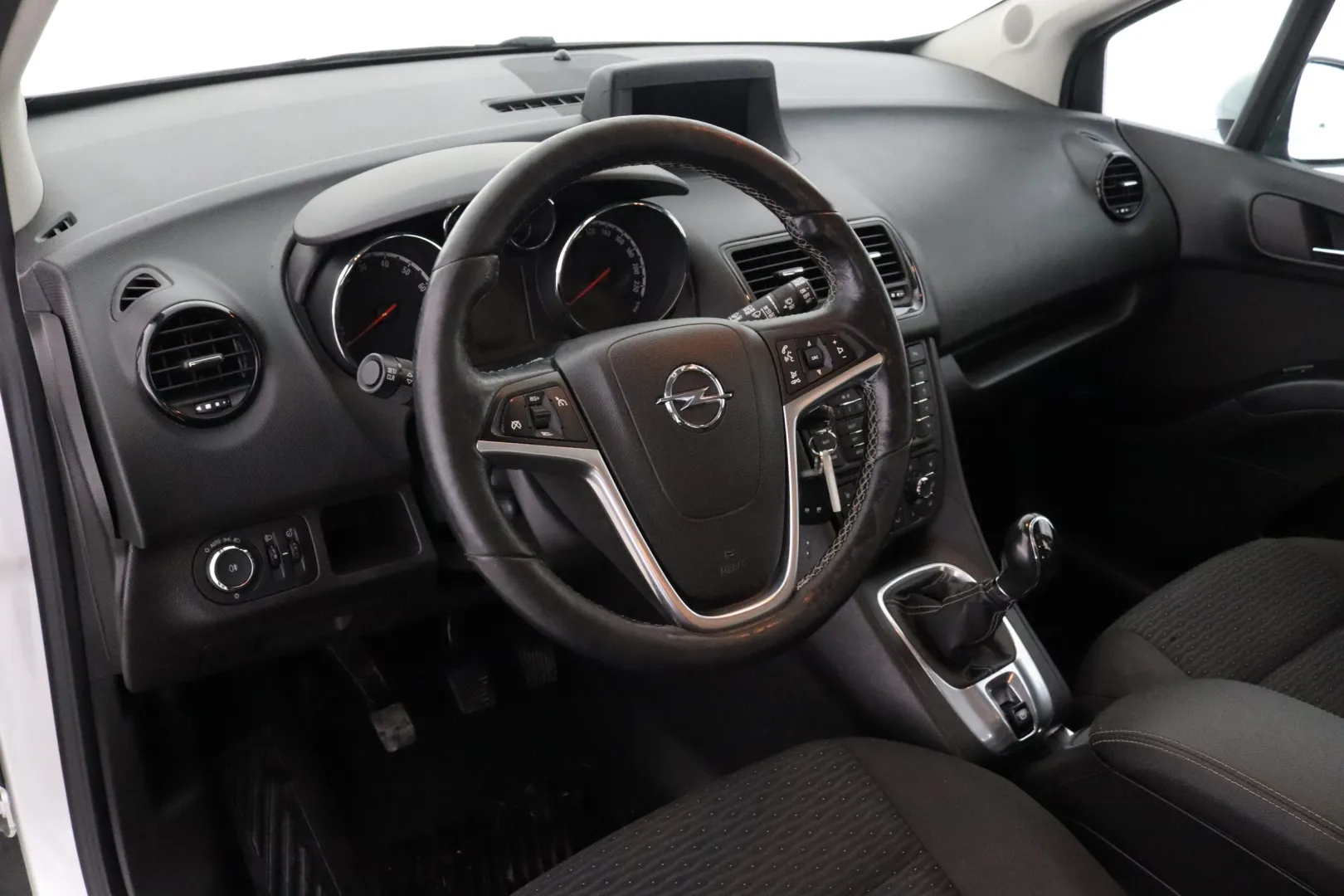 OPEL Meriva ENU-384 carousel image