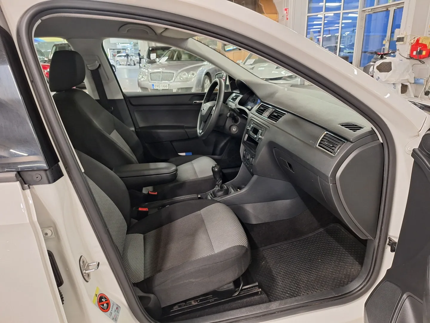 SEAT Toledo JJI-663 carousel image