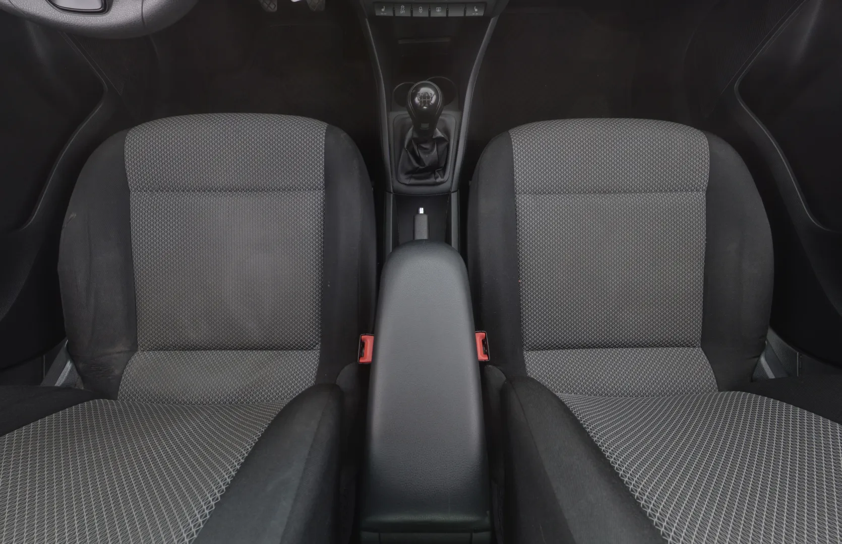 SEAT Toledo JJI-663 carousel image