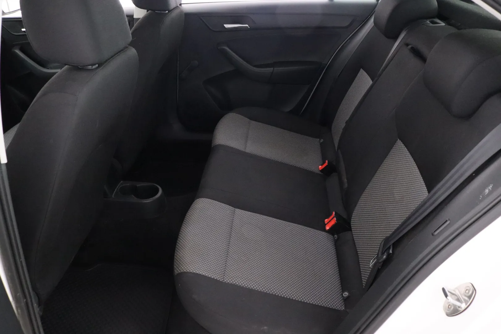 SEAT Toledo JJI-663 carousel image