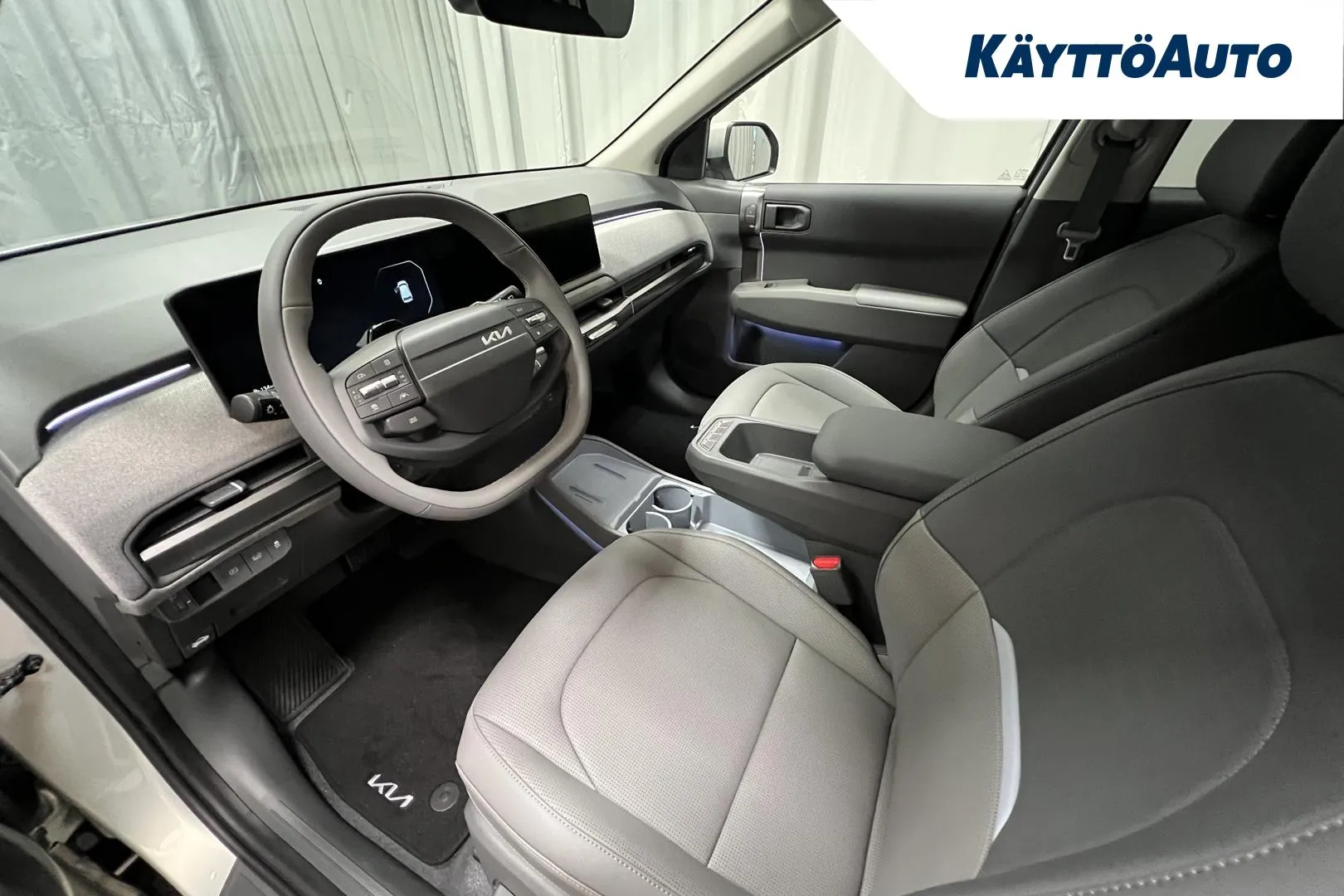 Kia EV3 JOI-983 carousel image