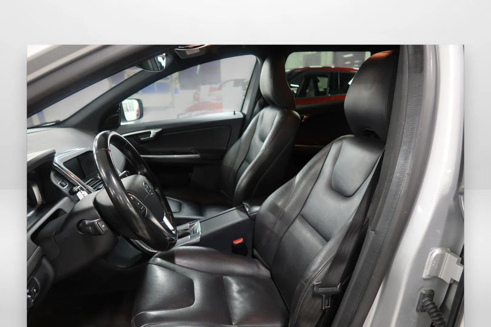 Volvo XC60 JKK-370 carousel image