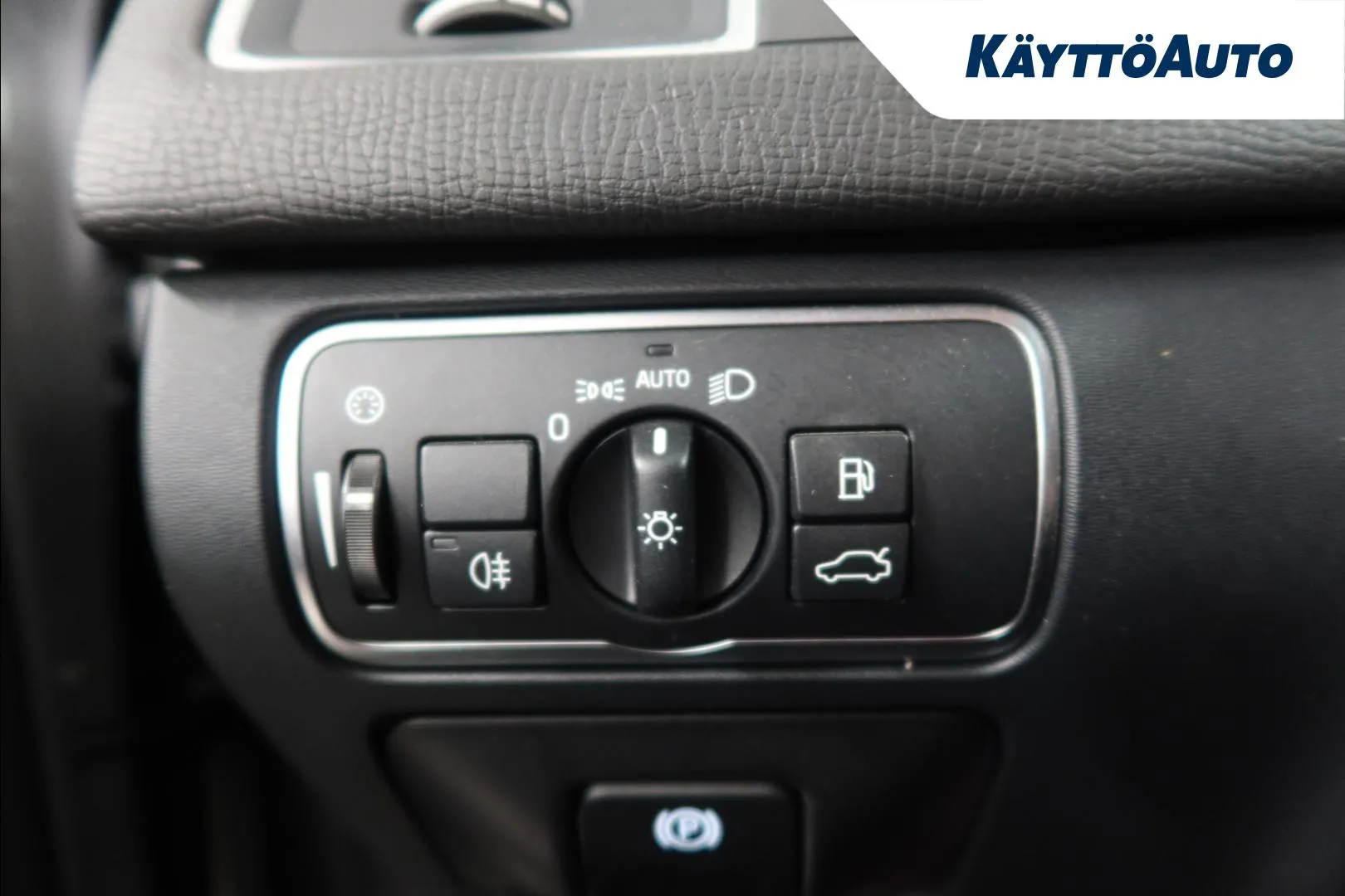 Volvo XC60 JKK-370 carousel image