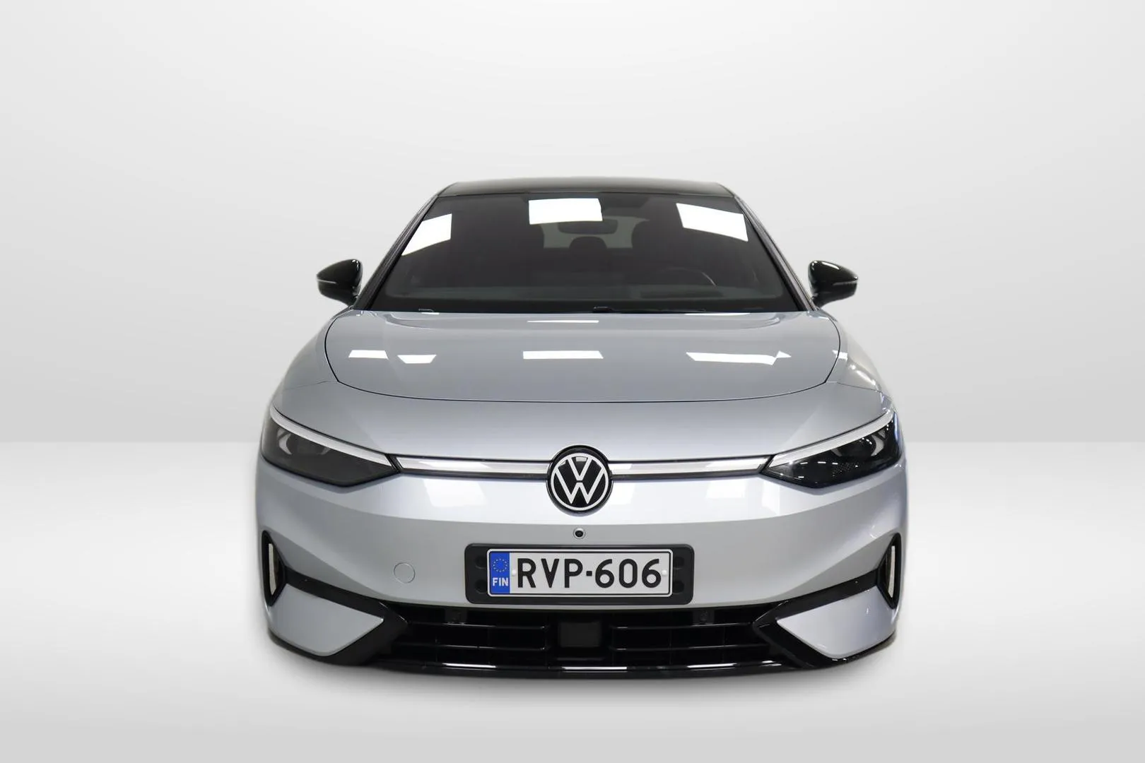VOLKSWAGEN ID.7 RVP-606 carousel image