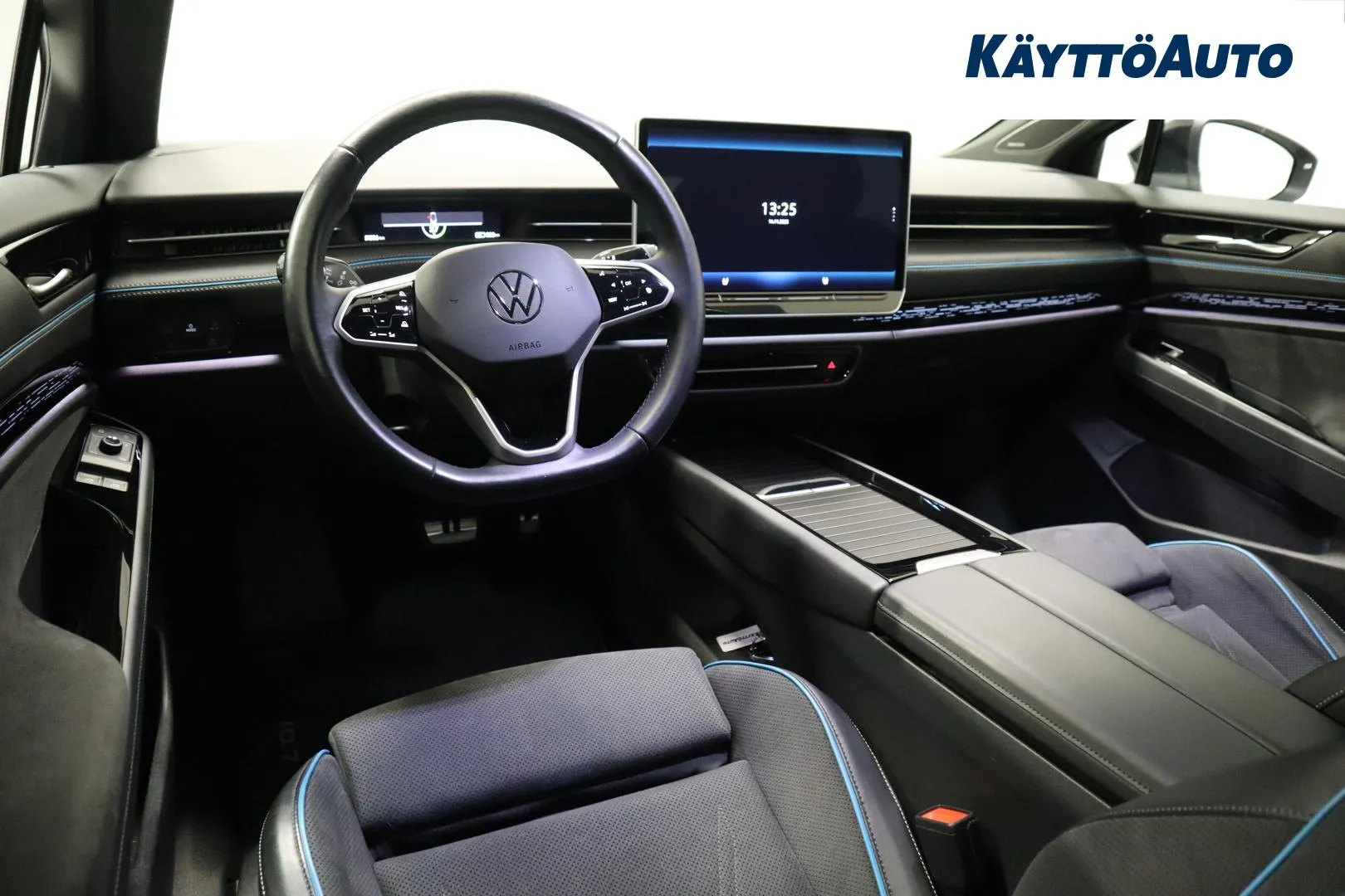 VOLKSWAGEN ID.7 RVP-606 carousel image