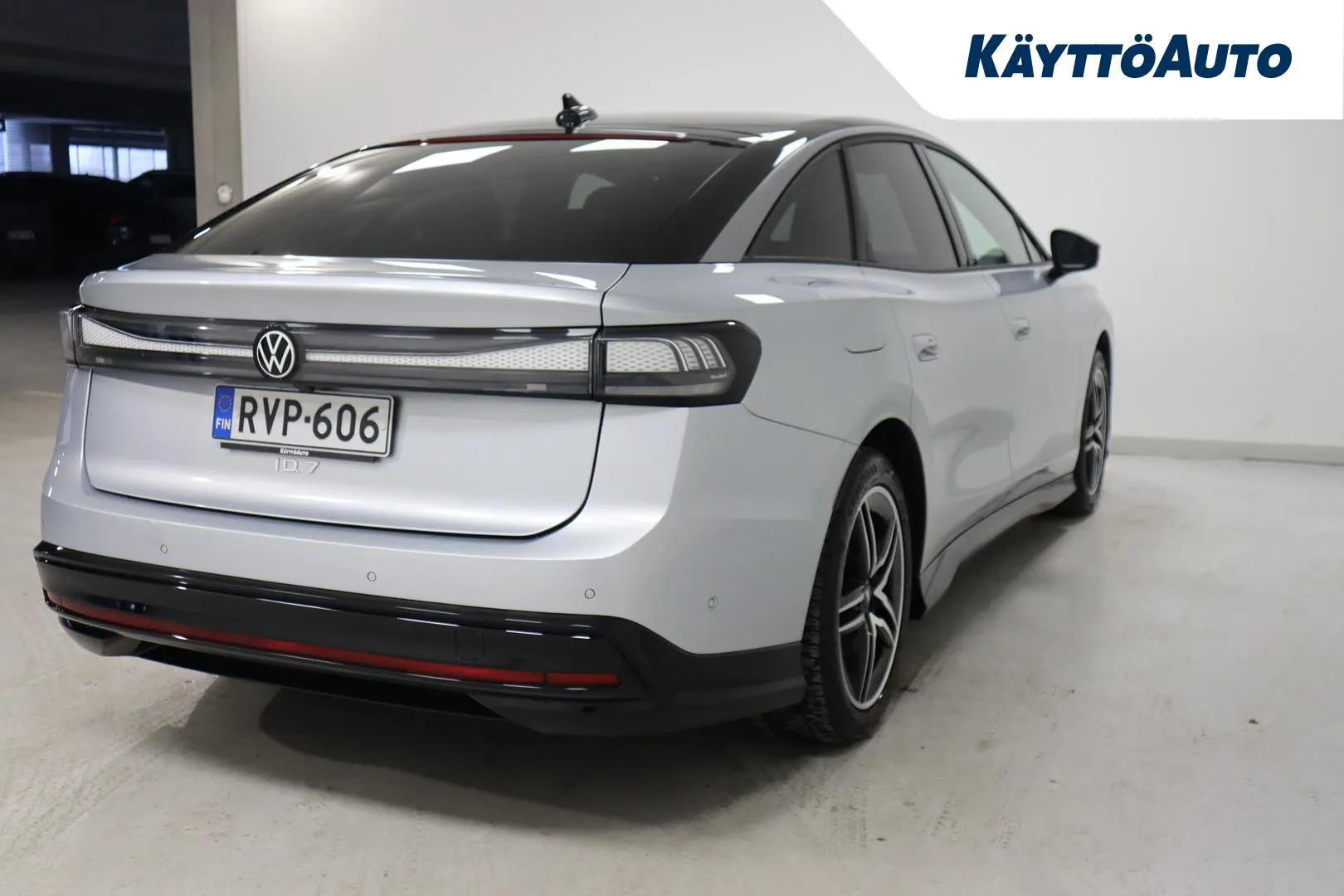 VOLKSWAGEN ID.7 RVP-606 carousel image