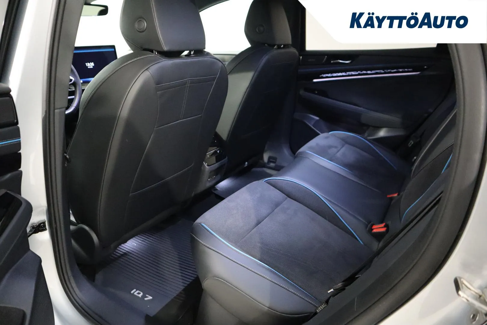 VOLKSWAGEN ID.7 RVP-606 carousel image