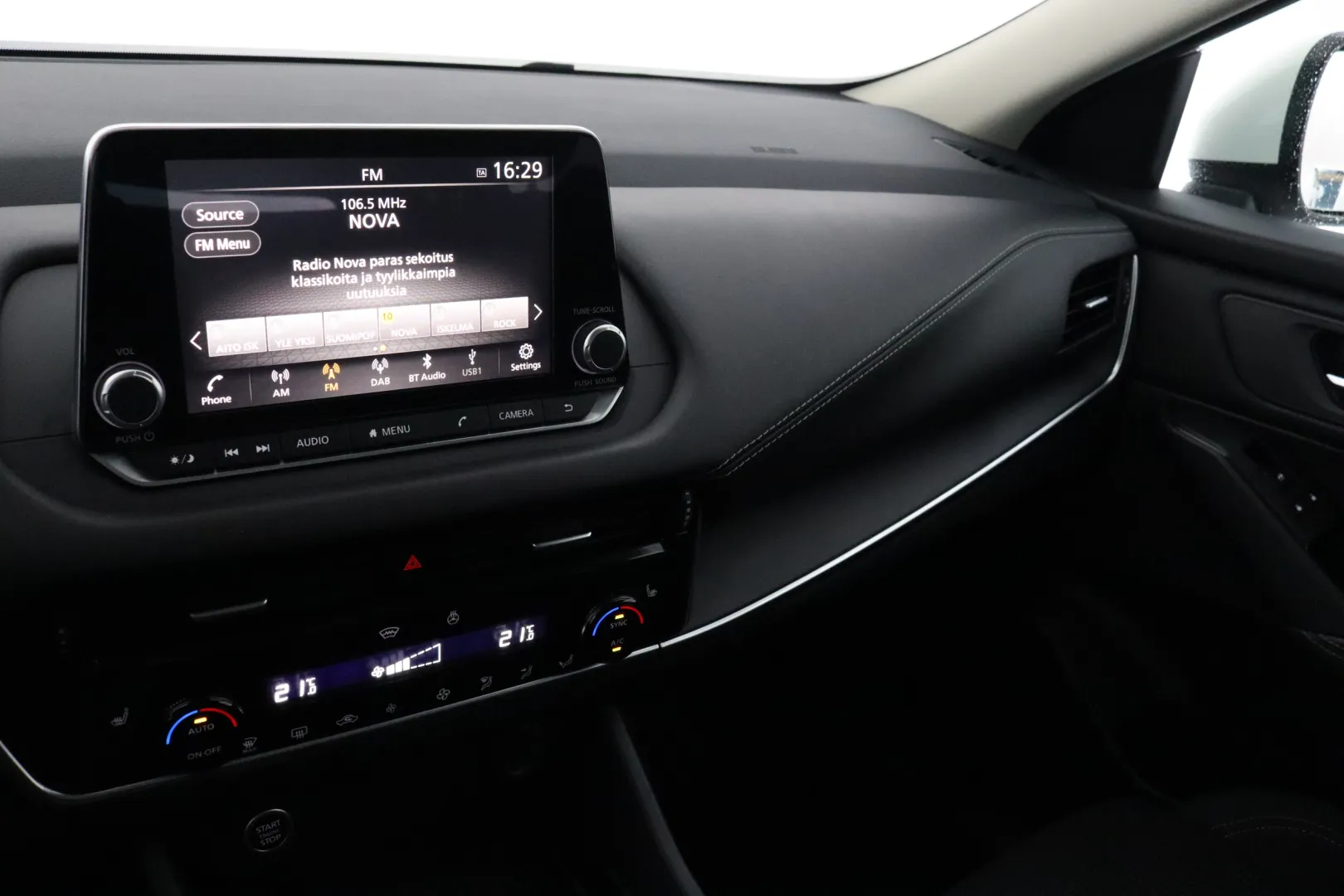 Nissan Qashqai GPV-824 carousel image