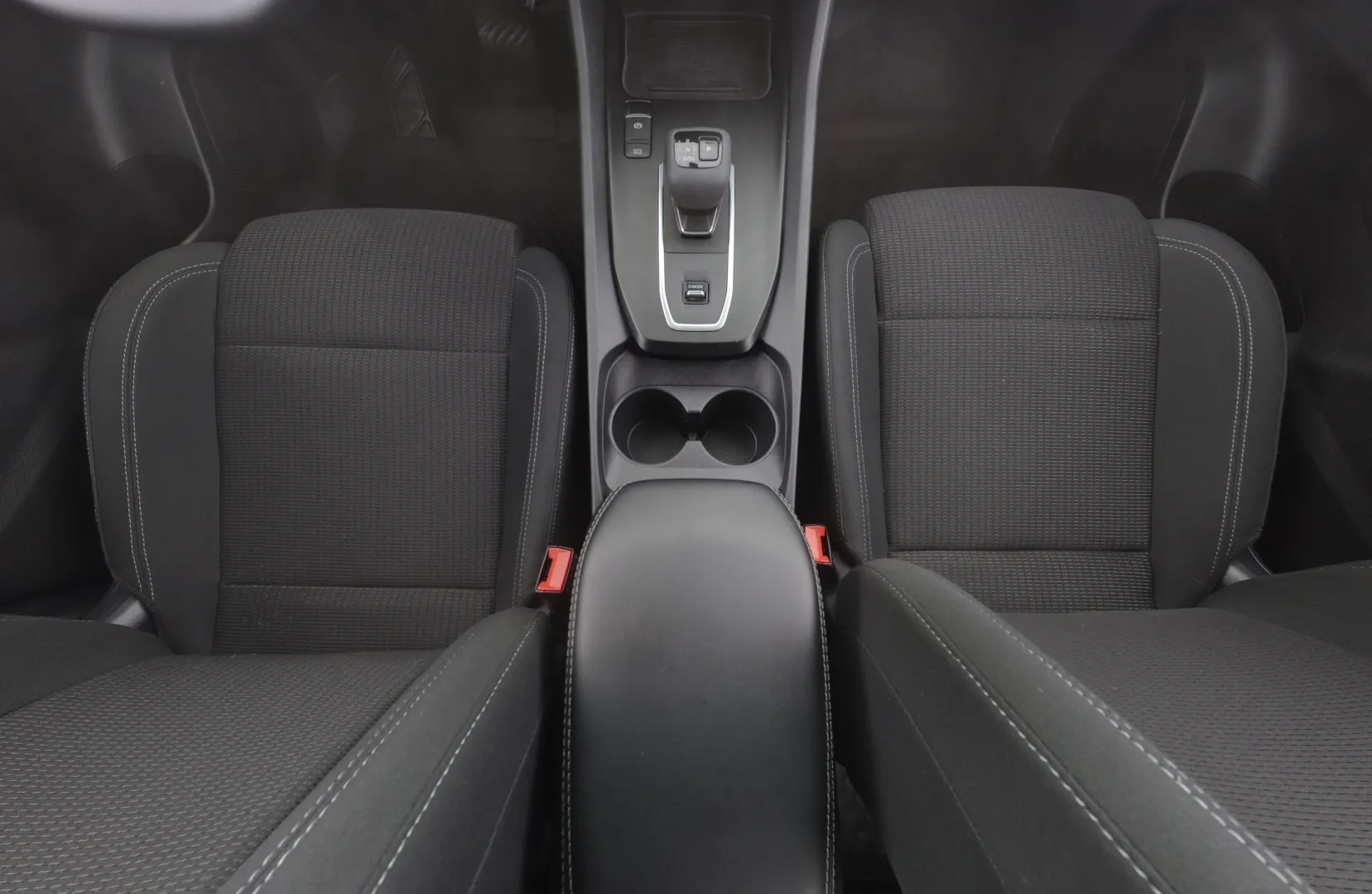 Nissan Qashqai GPV-824 carousel image