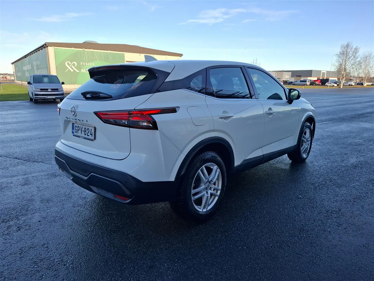 Nissan Qashqai GPV-824 carousel image