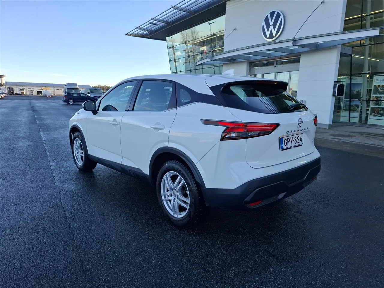 Nissan Qashqai GPV-824 carousel image