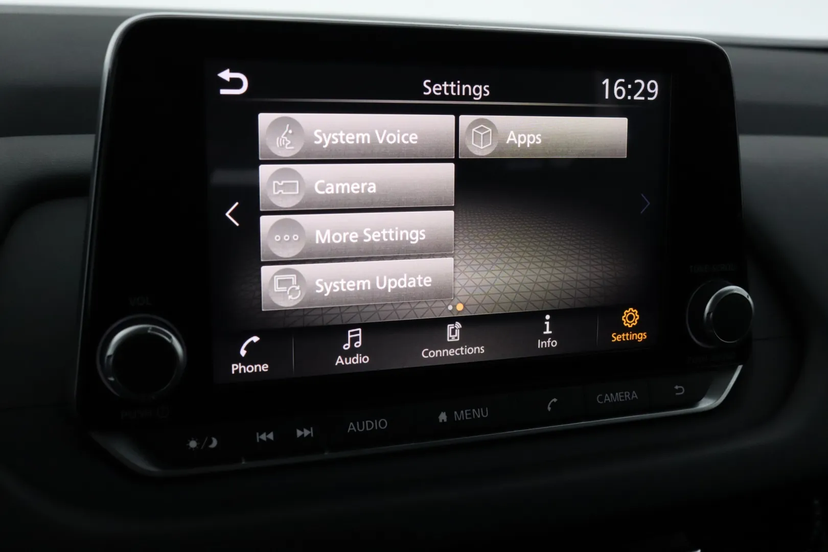 Nissan Qashqai GPV-824 carousel image