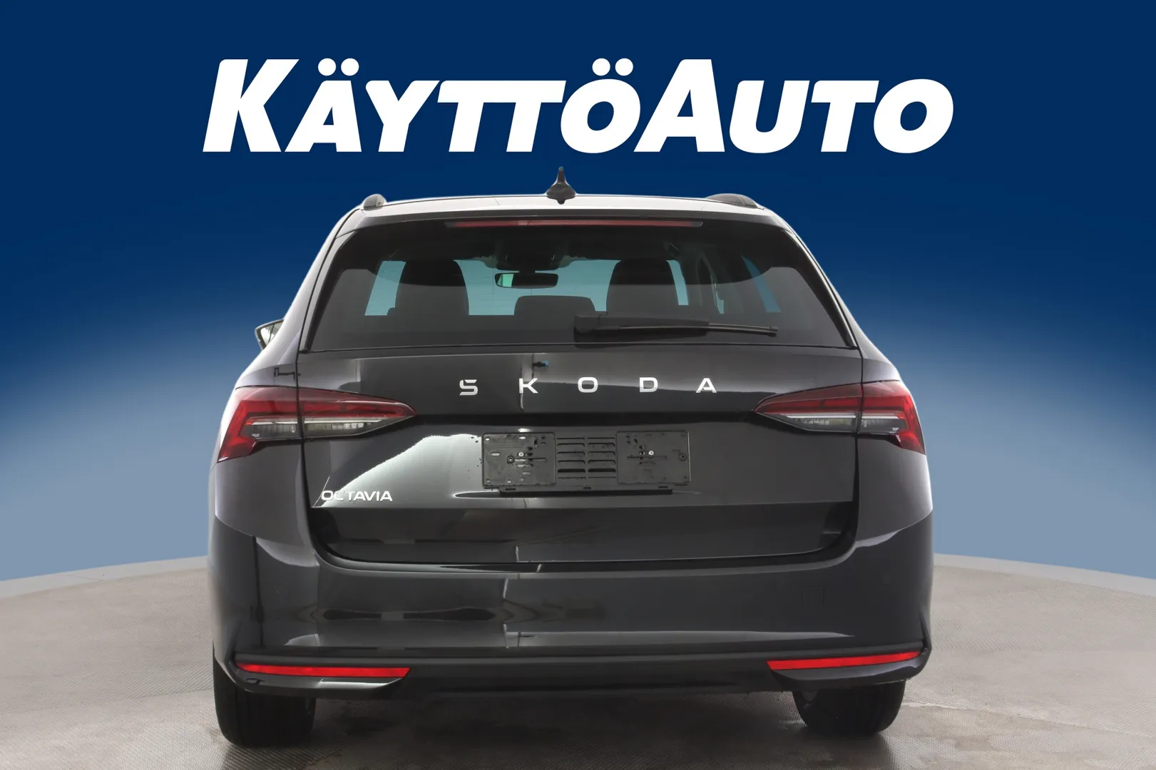 Skoda Octavia KXO-450 carousel image