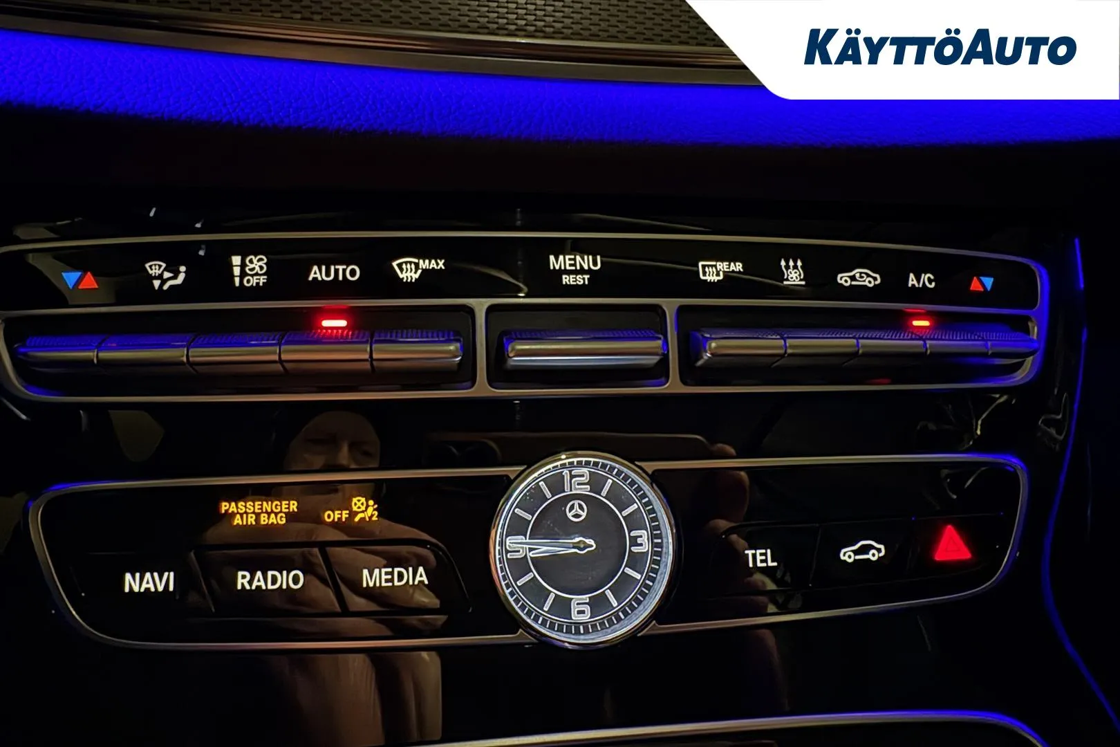 MERCEDES-BENZ E JKS-798 carousel image