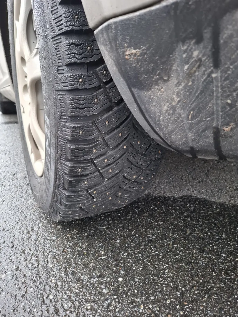 SKODA Octavia YMZ-773 carousel image