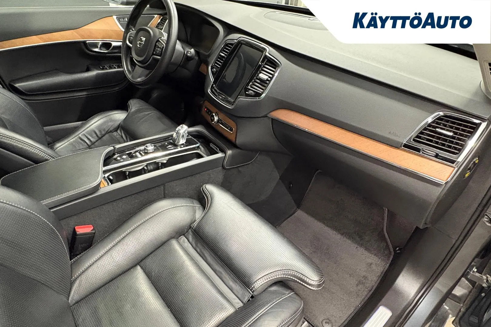 VOLVO XC90 EPH-671 carousel image