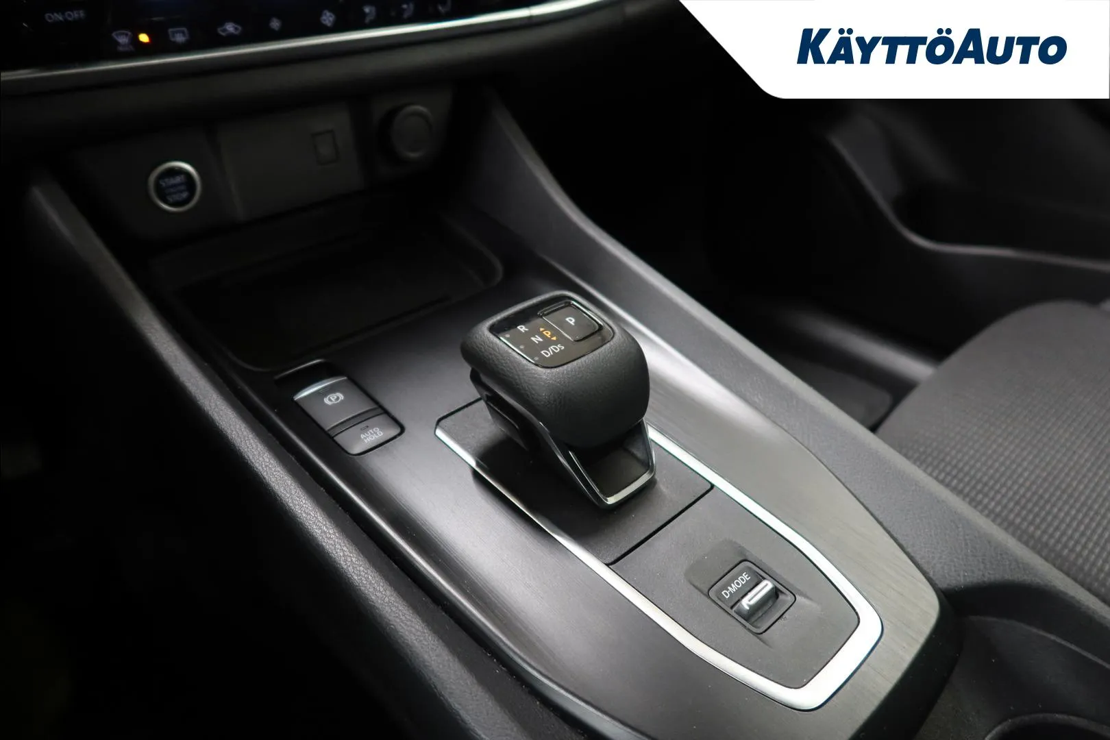 Nissan Qashqai GPV-952 carousel image