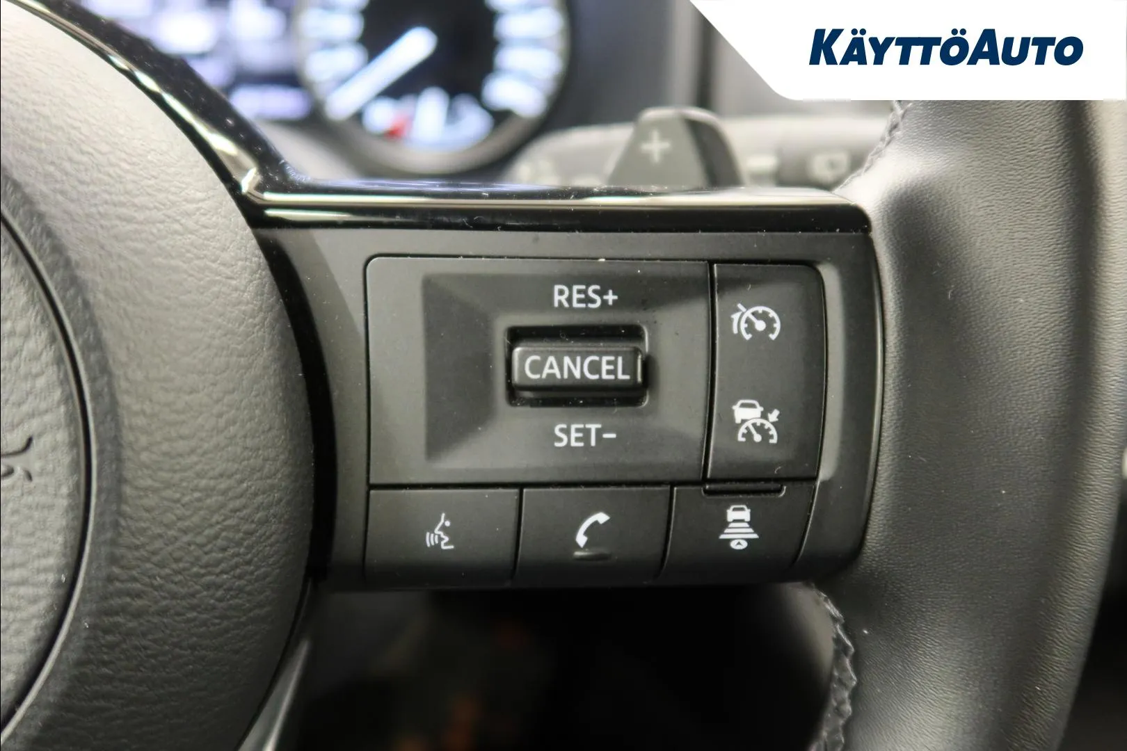 Nissan Qashqai GPV-952 carousel image