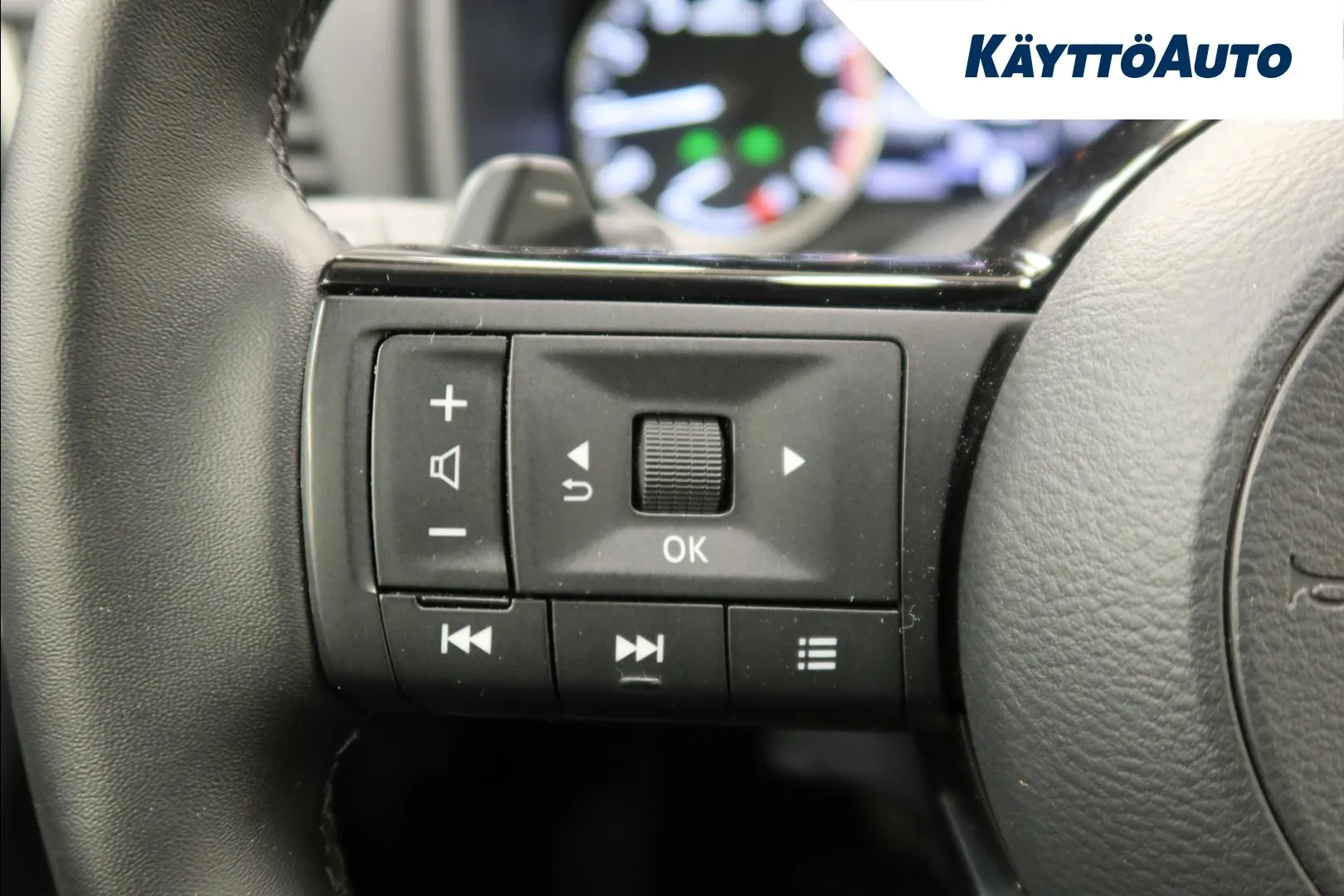 Nissan Qashqai GPV-952 carousel image