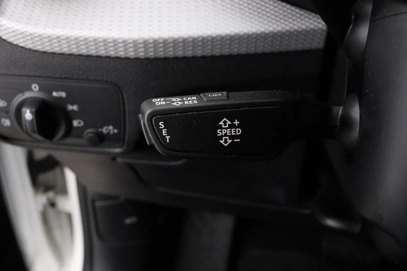 AUDI Q2 FOP-804 carousel image