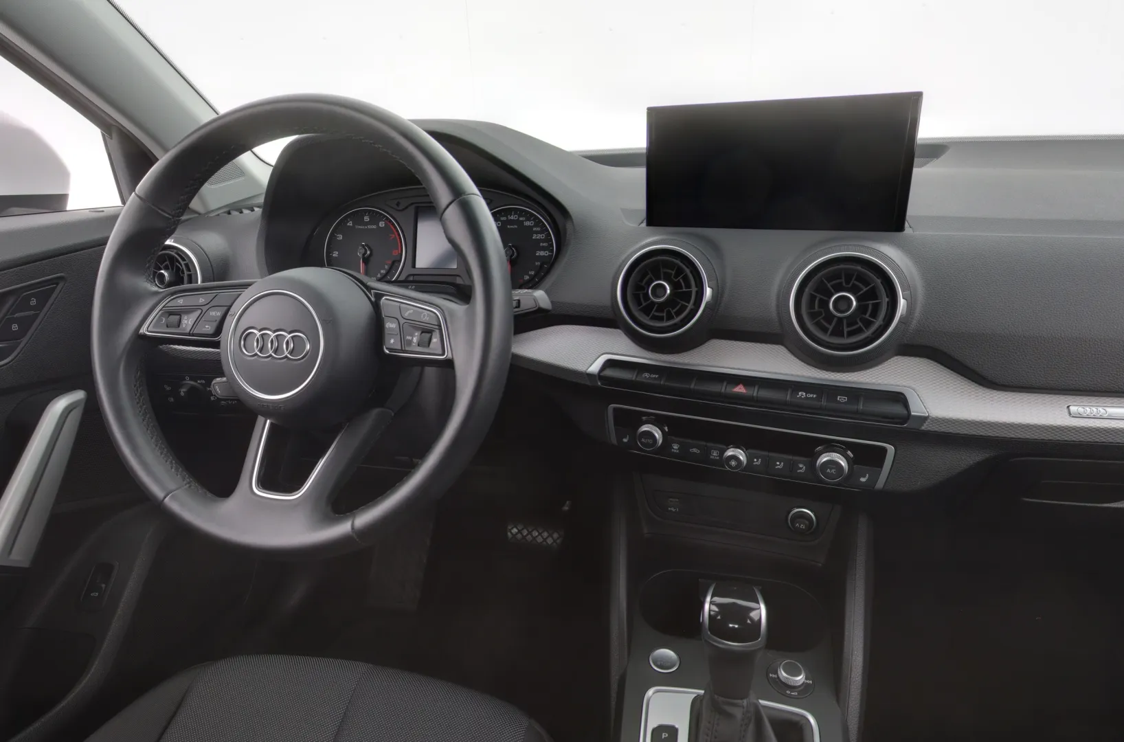 AUDI Q2 FOP-804 carousel image