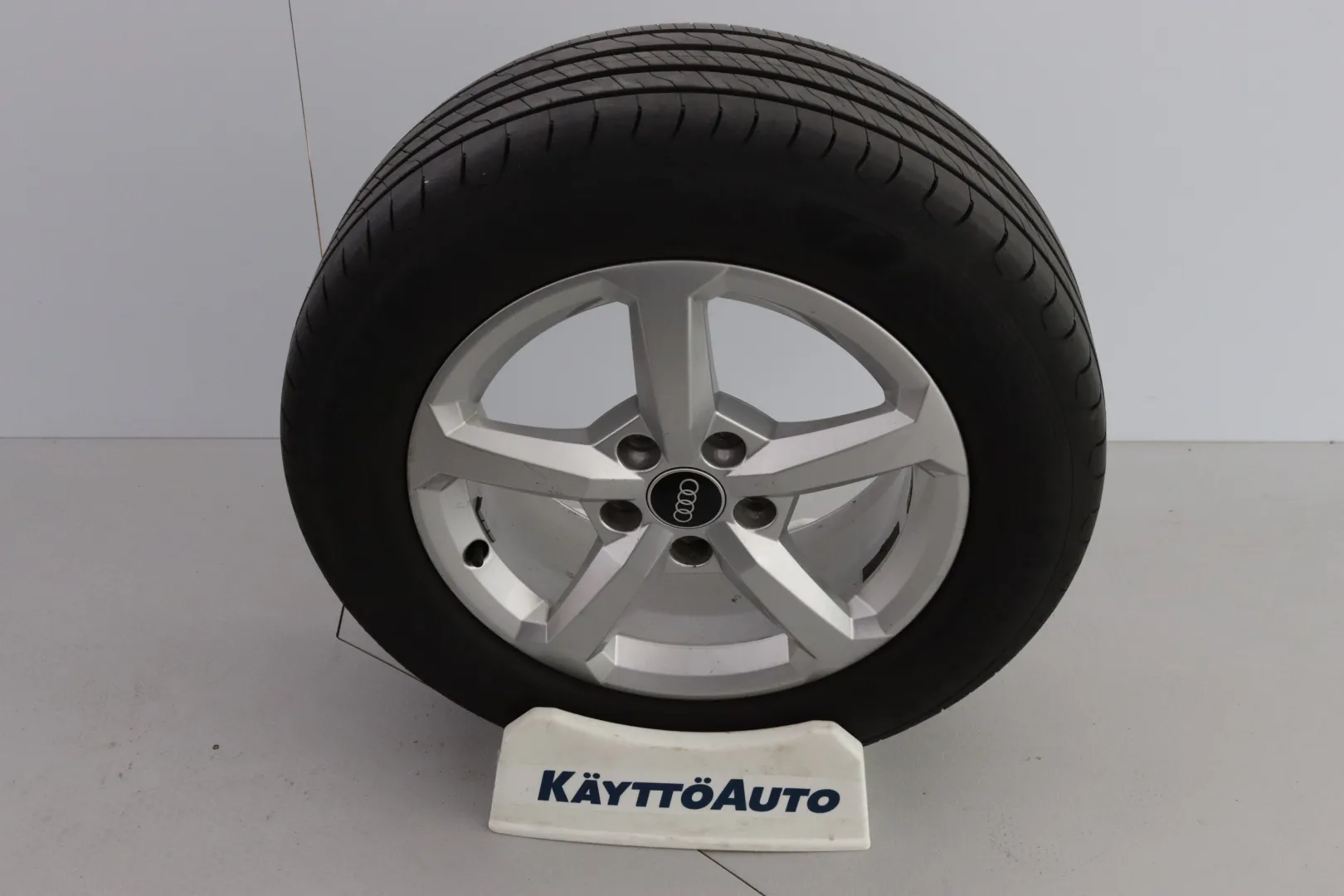 AUDI Q2 FOP-804 carousel image