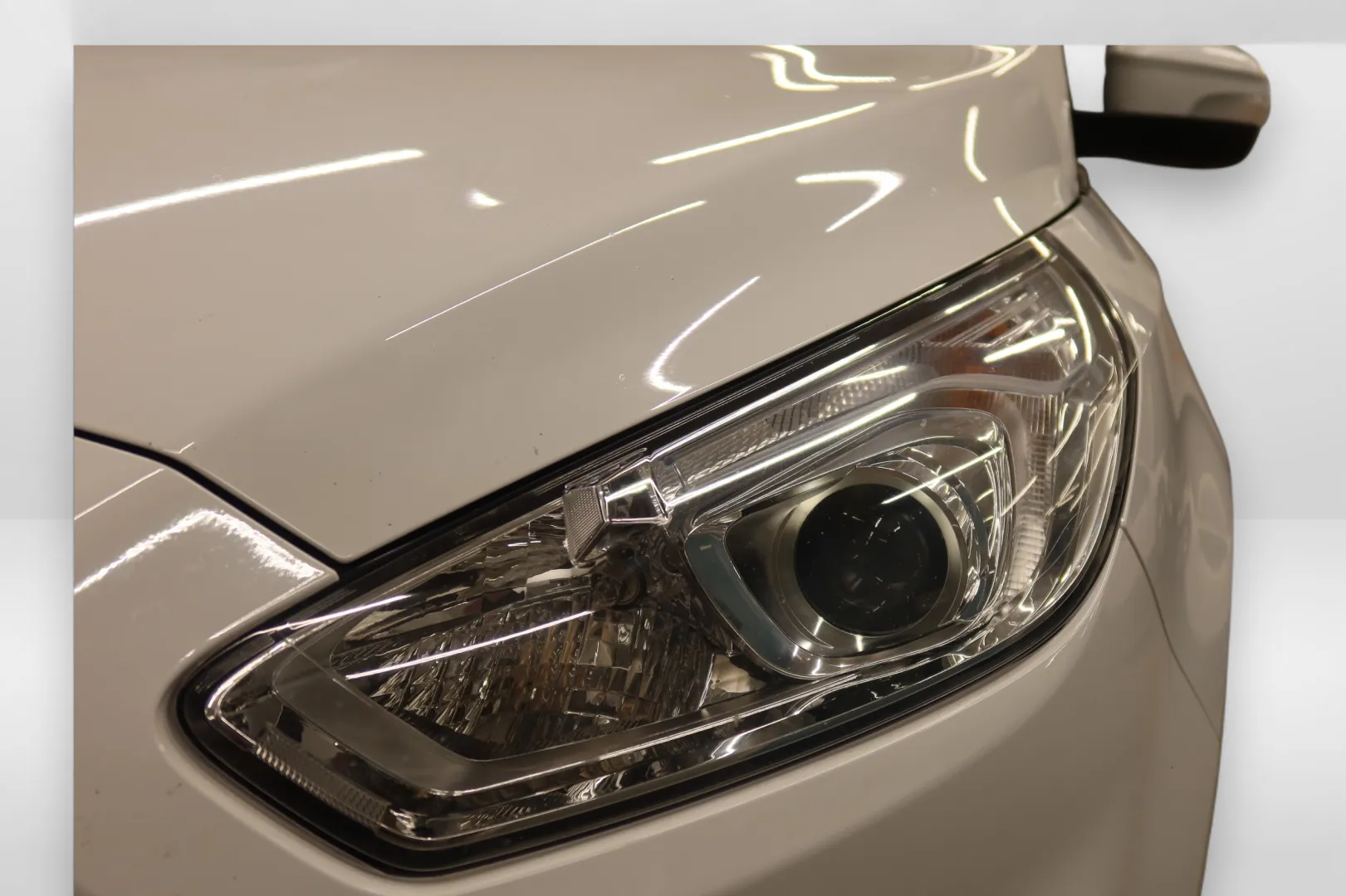 Ford S-Max GMJ-793 carousel image