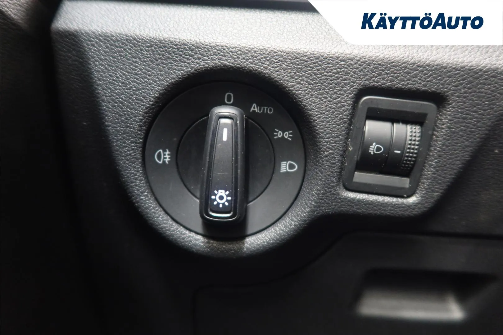 Skoda Kamiq CRO-408 carousel image