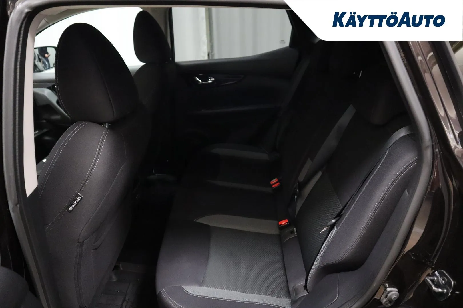 NISSAN Qashqai COO-334 carousel image