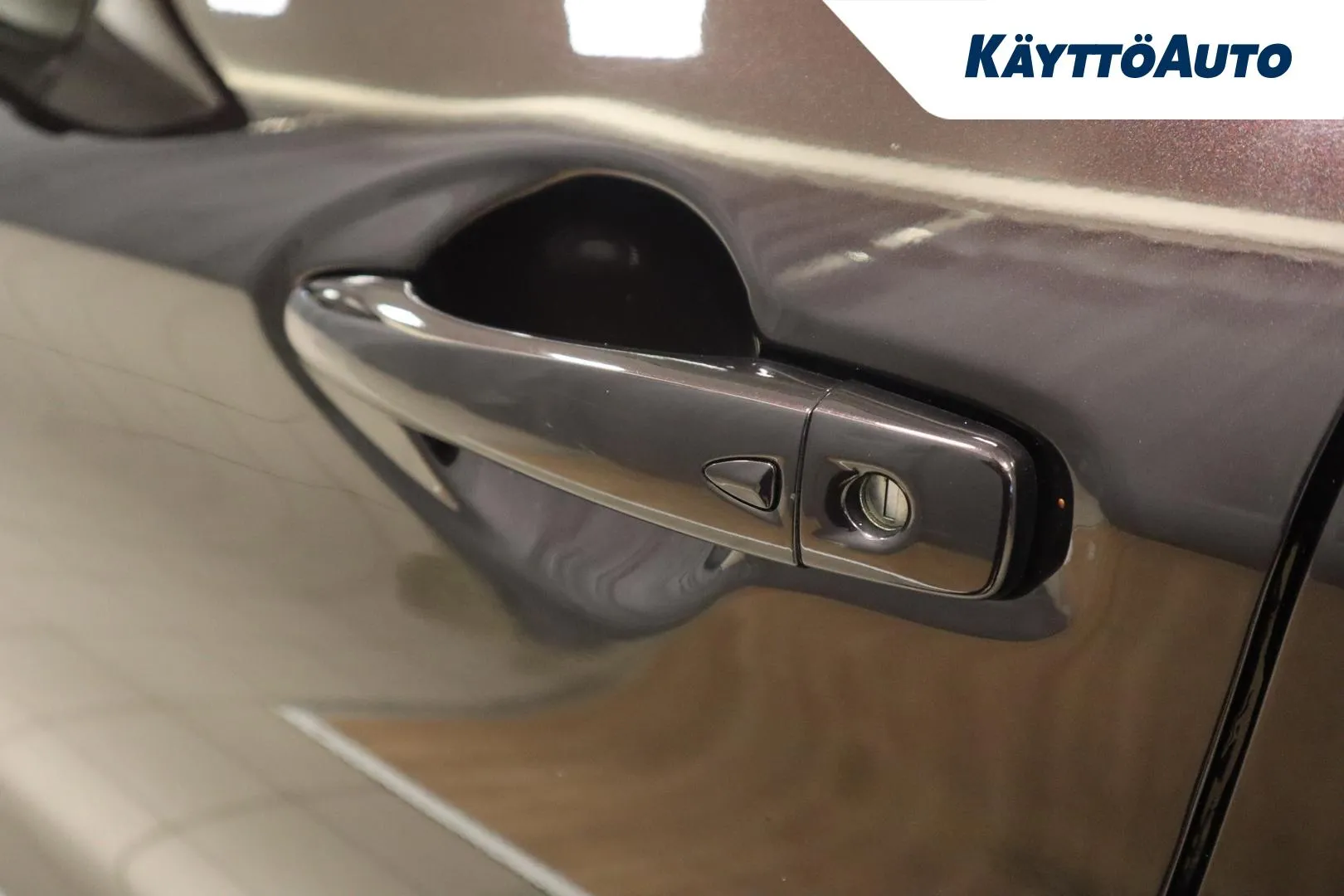 NISSAN Qashqai COO-334 carousel image