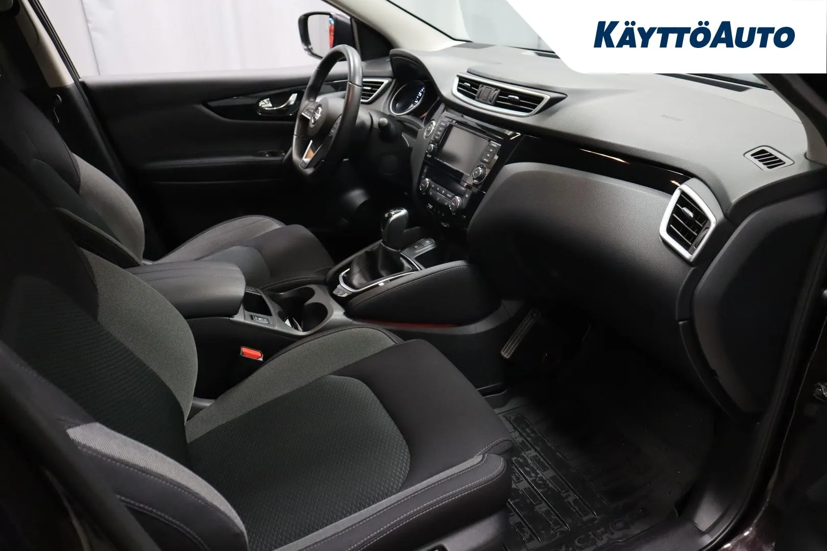 NISSAN Qashqai COO-334 carousel image