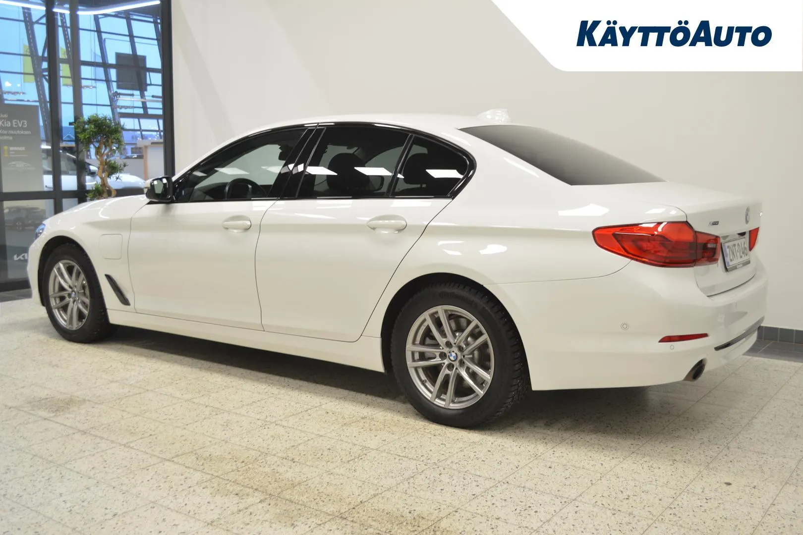 BMW 530 ZNT-246 carousel image