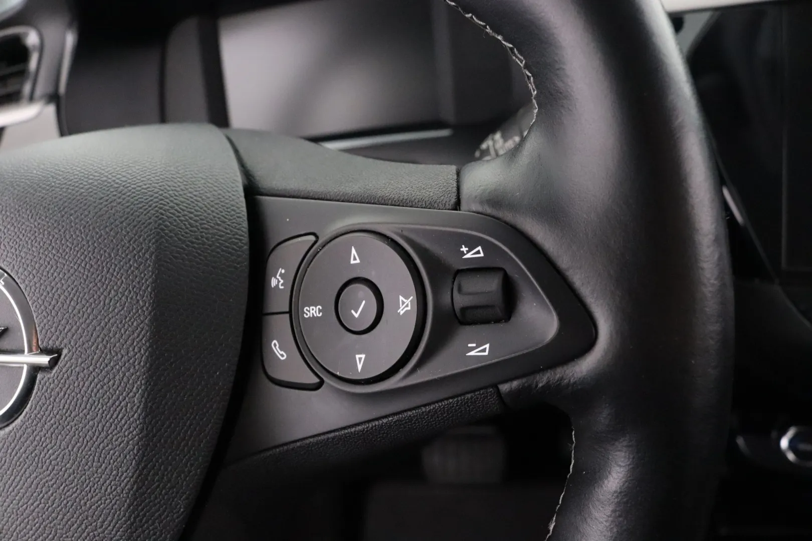 OPEL Corsa-e GPA-754 carousel image