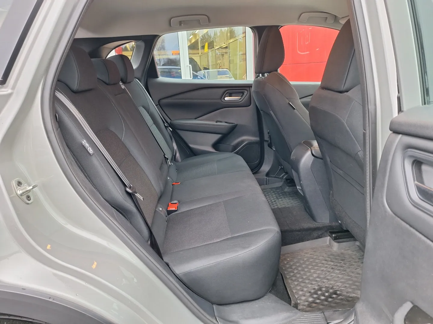 Nissan Qashqai RVV-582 carousel image