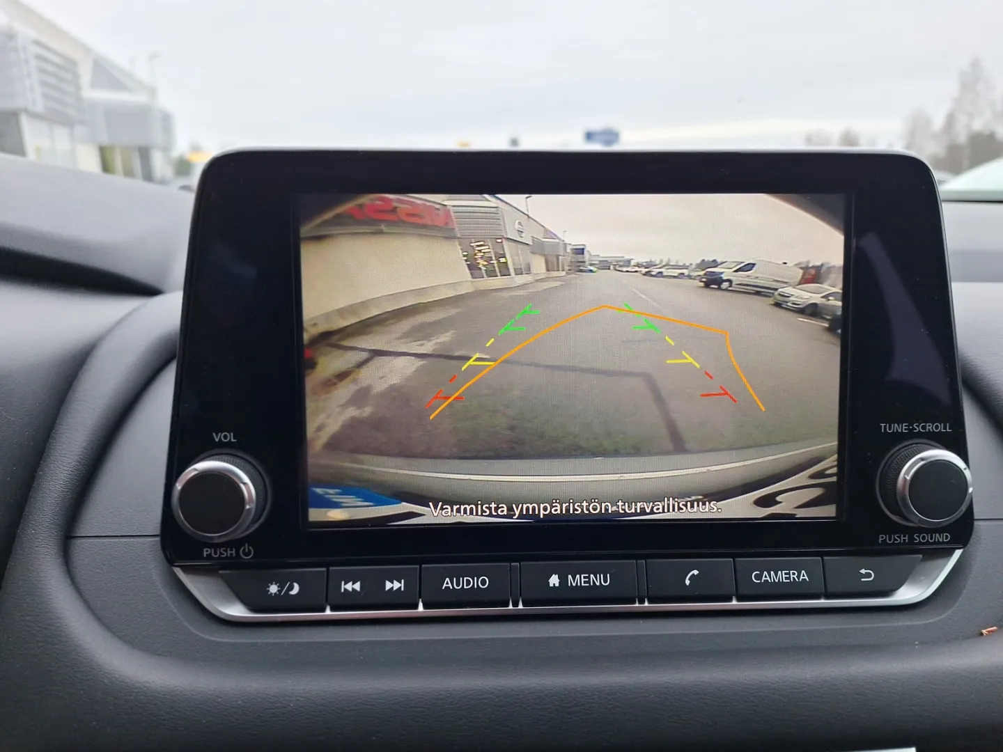 Nissan Qashqai RVV-582 carousel image