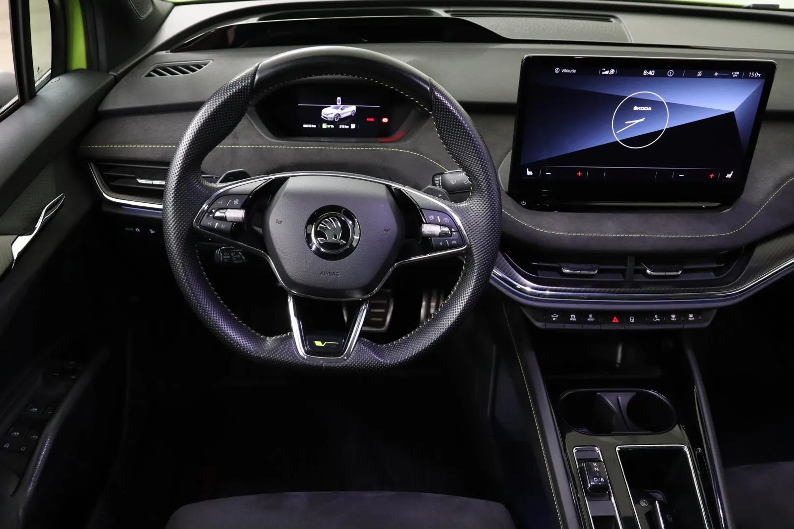 Skoda Enyaq KVE-590 carousel image