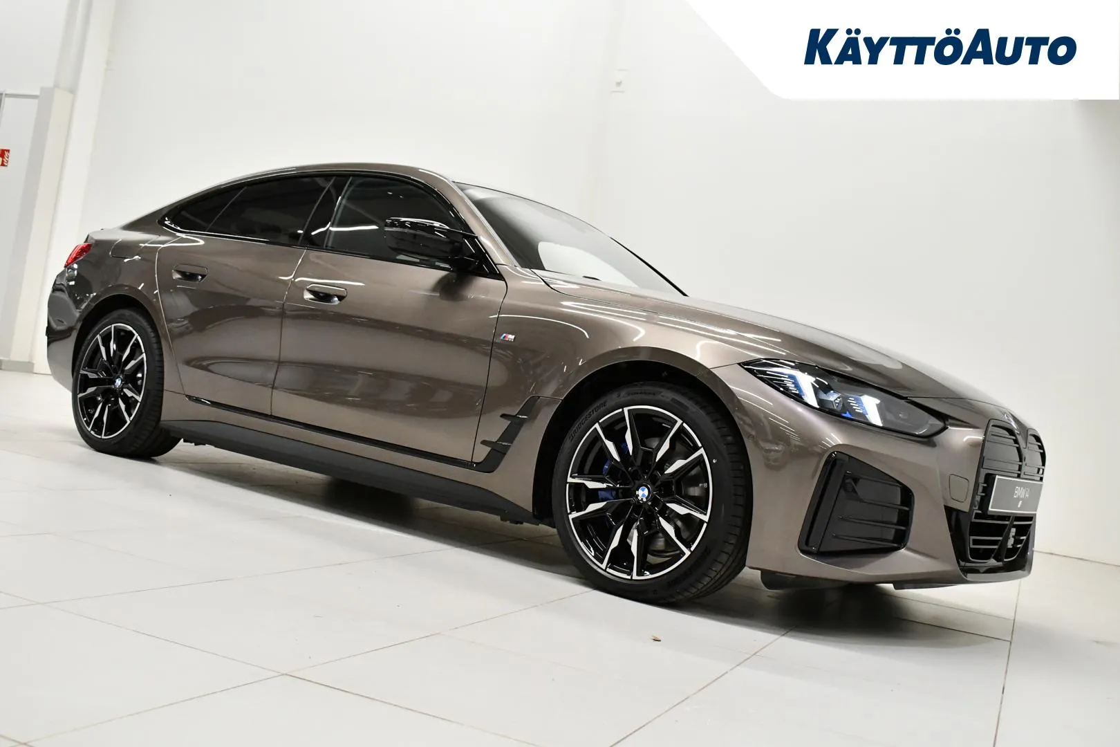 BMW i4 KXO-399 carousel image