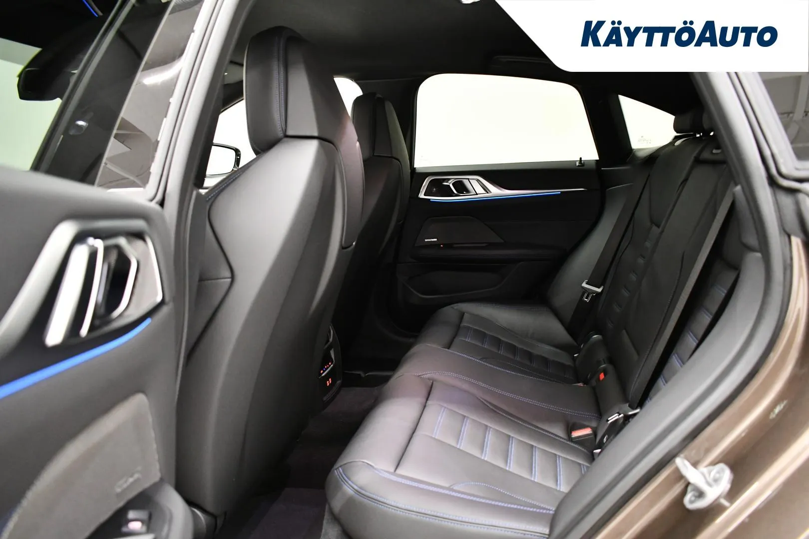 BMW i4 KXO-399 carousel image