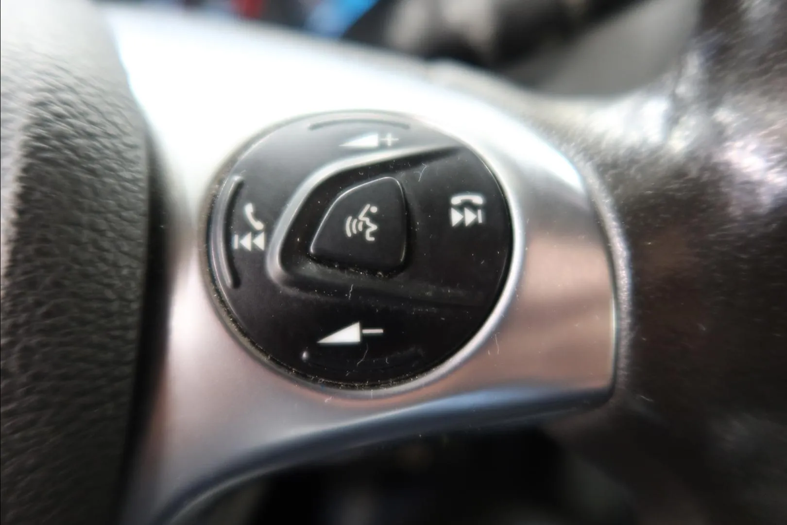 FORD Transit Custom EOR-466 carousel image