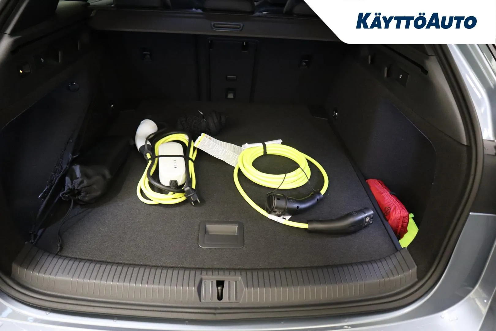 Volkswagen ID.7 IST-935 carousel image