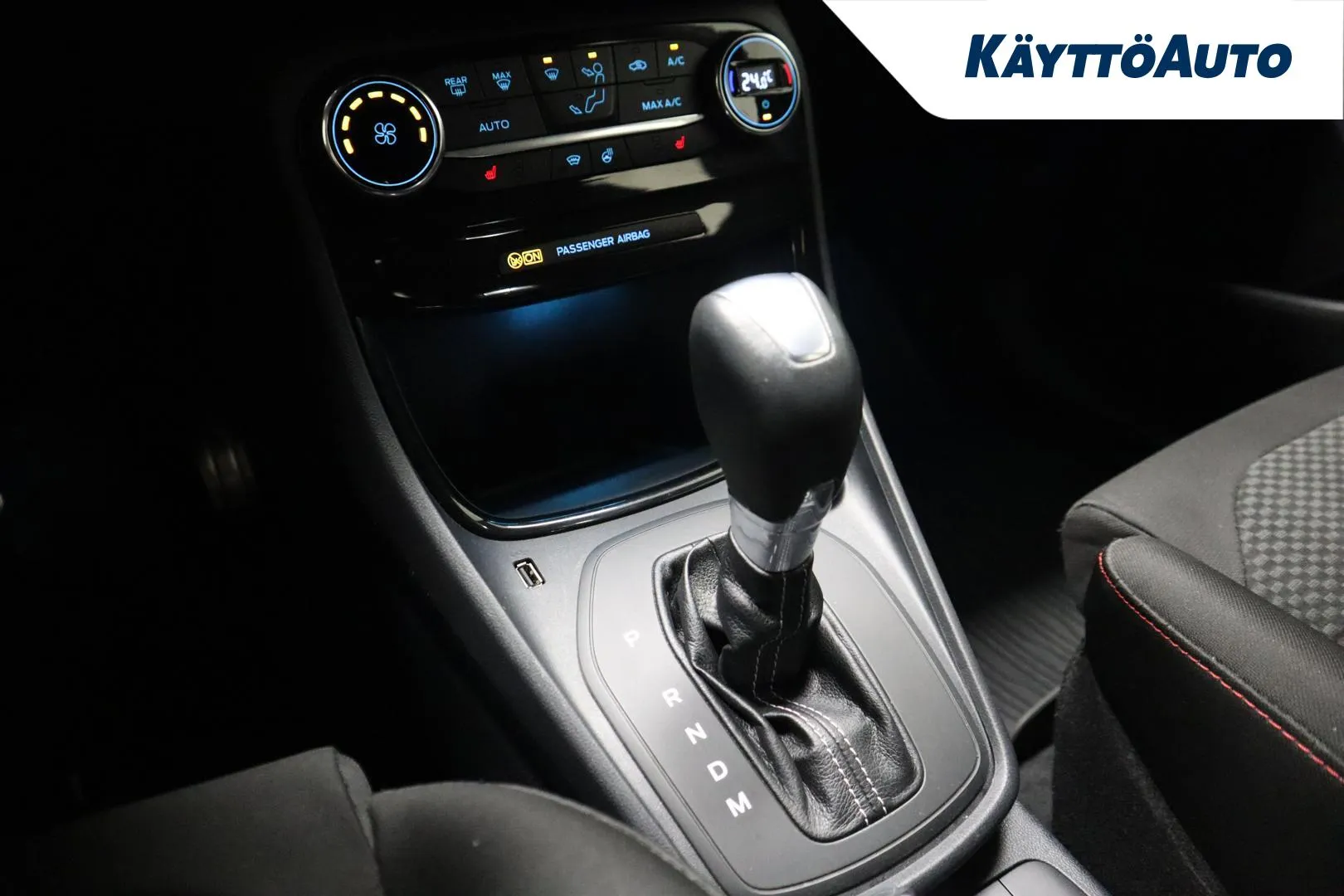 Ford Puma RUK-758 carousel image