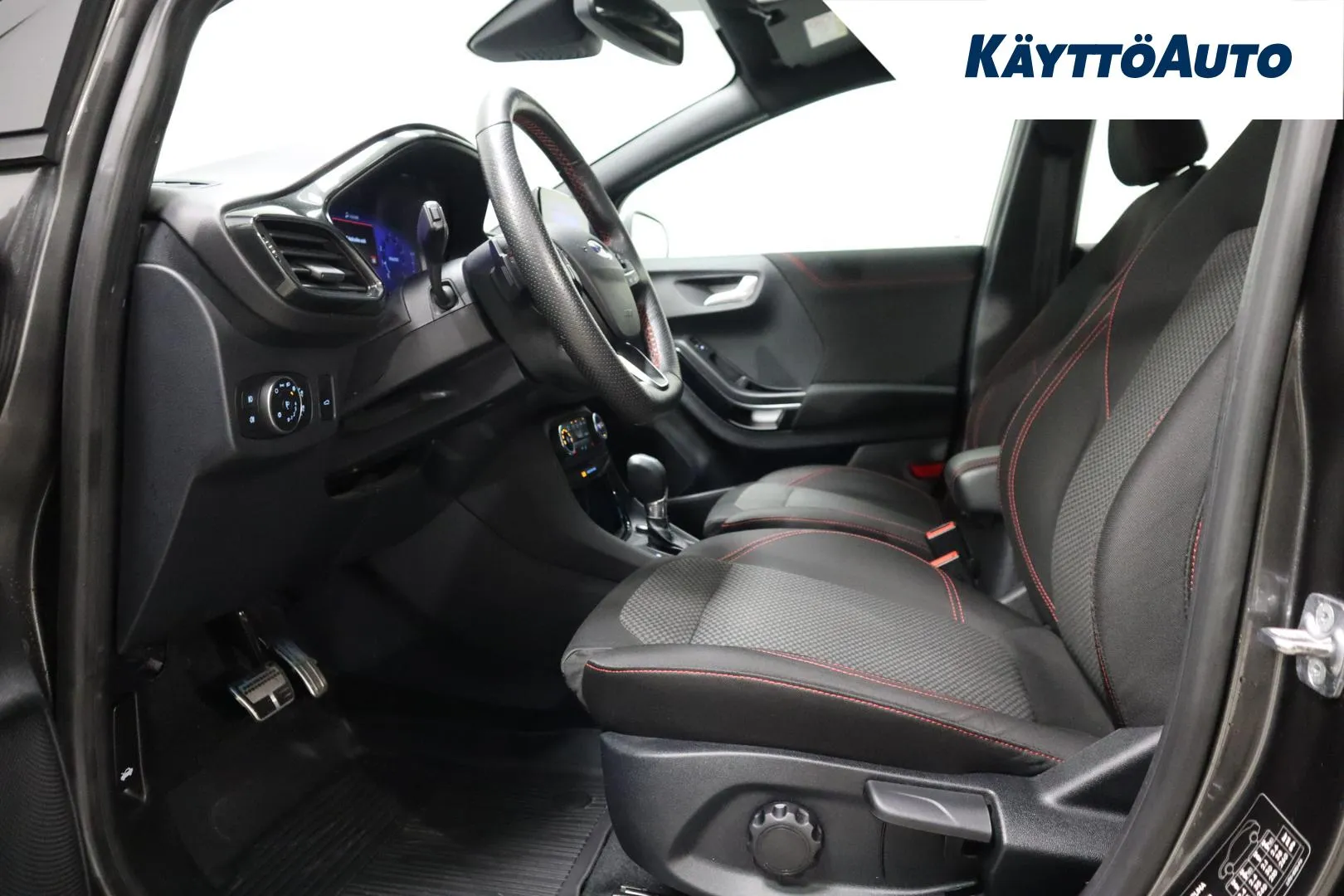 Ford Puma RUK-758 carousel image