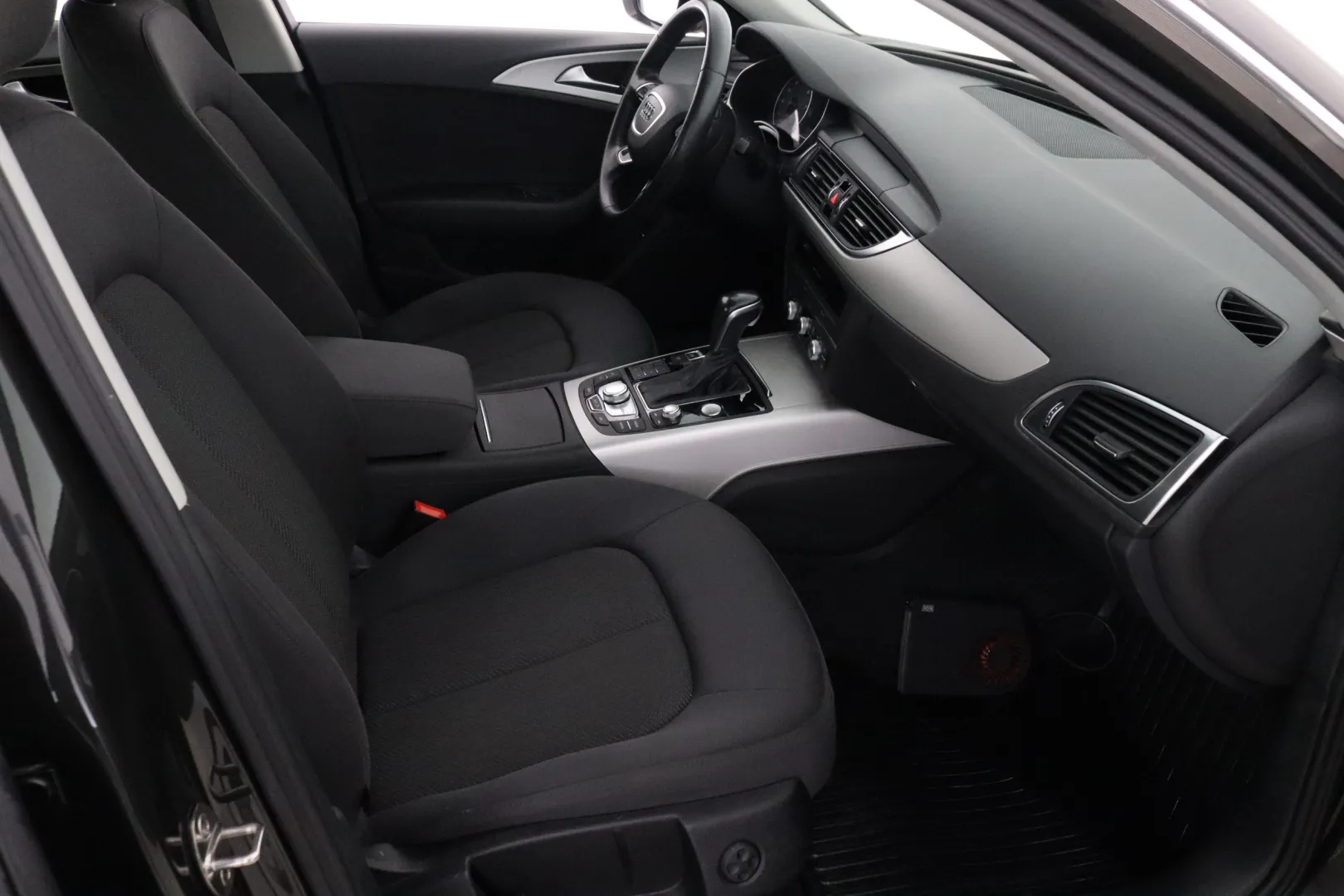 Audi A6 CJU-193 carousel image