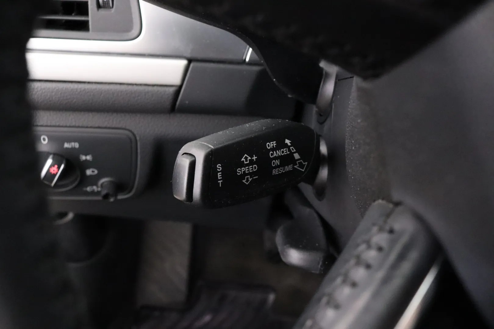 Audi A6 CJU-193 carousel image