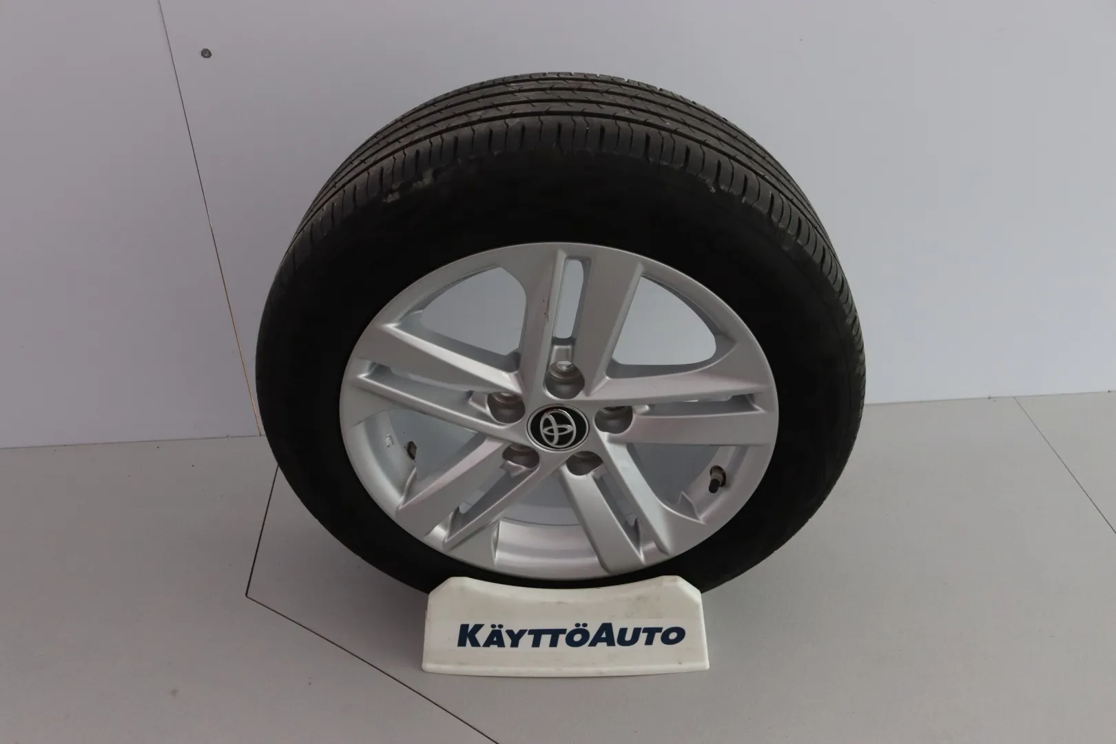 TOYOTA Corolla NMP-589 carousel image