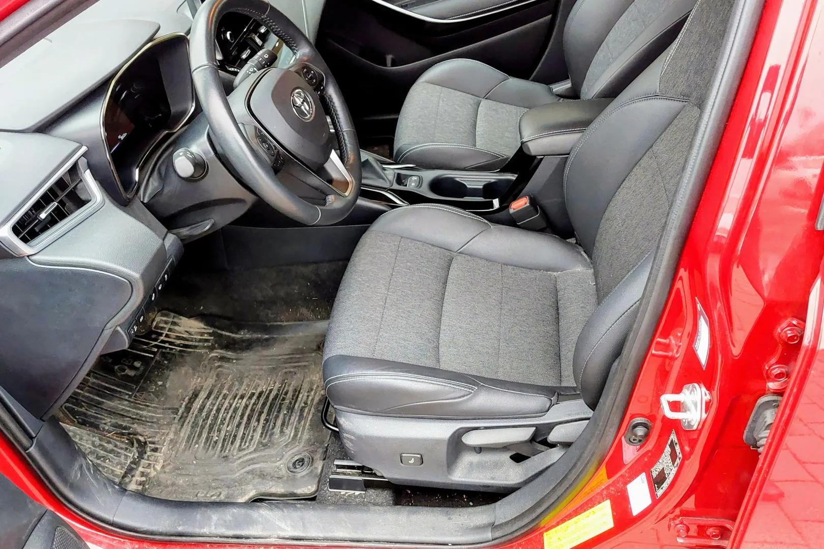 TOYOTA Corolla NMP-589 carousel image