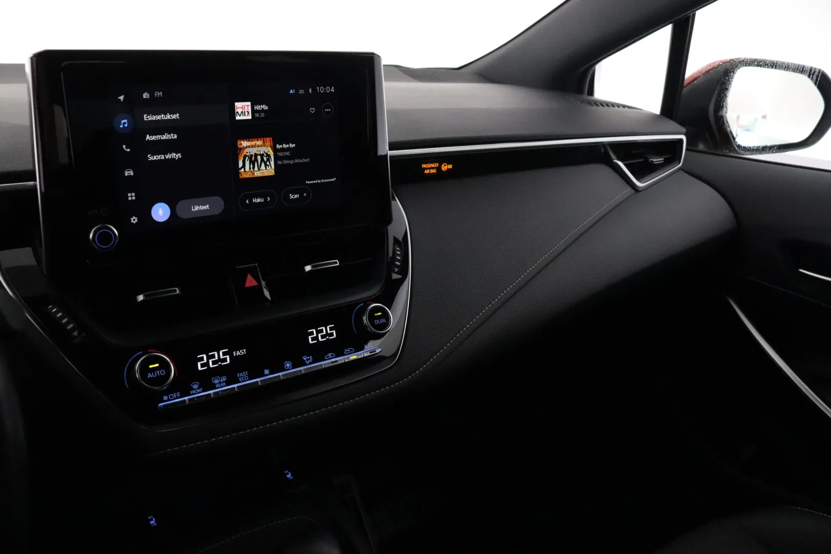 TOYOTA Corolla NMP-589 carousel image